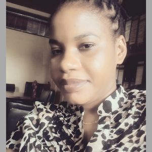 Meet your Posher, Eva